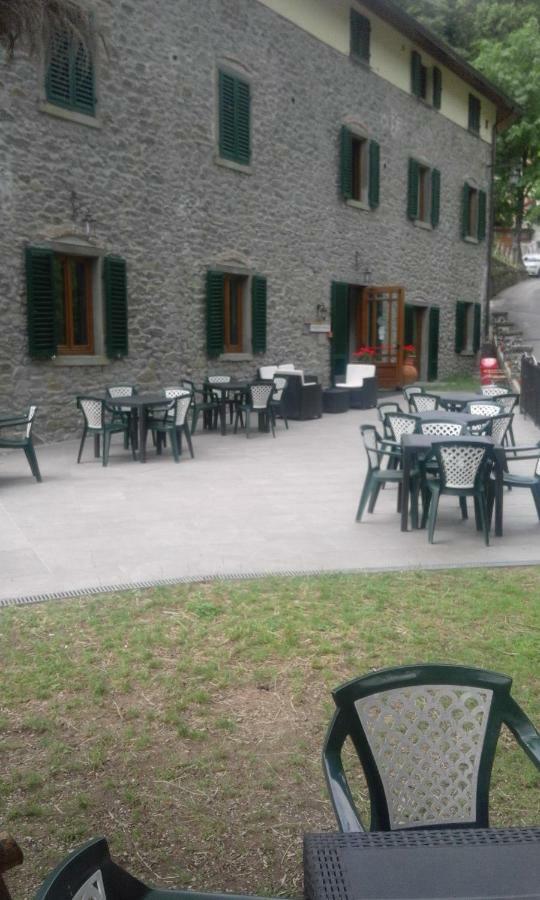 La Foresta Albergo Ristorante Pizzeria Badia Prataglia Exterior foto